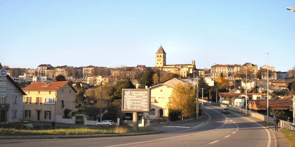 Phot aérienne ville St GAUDENS